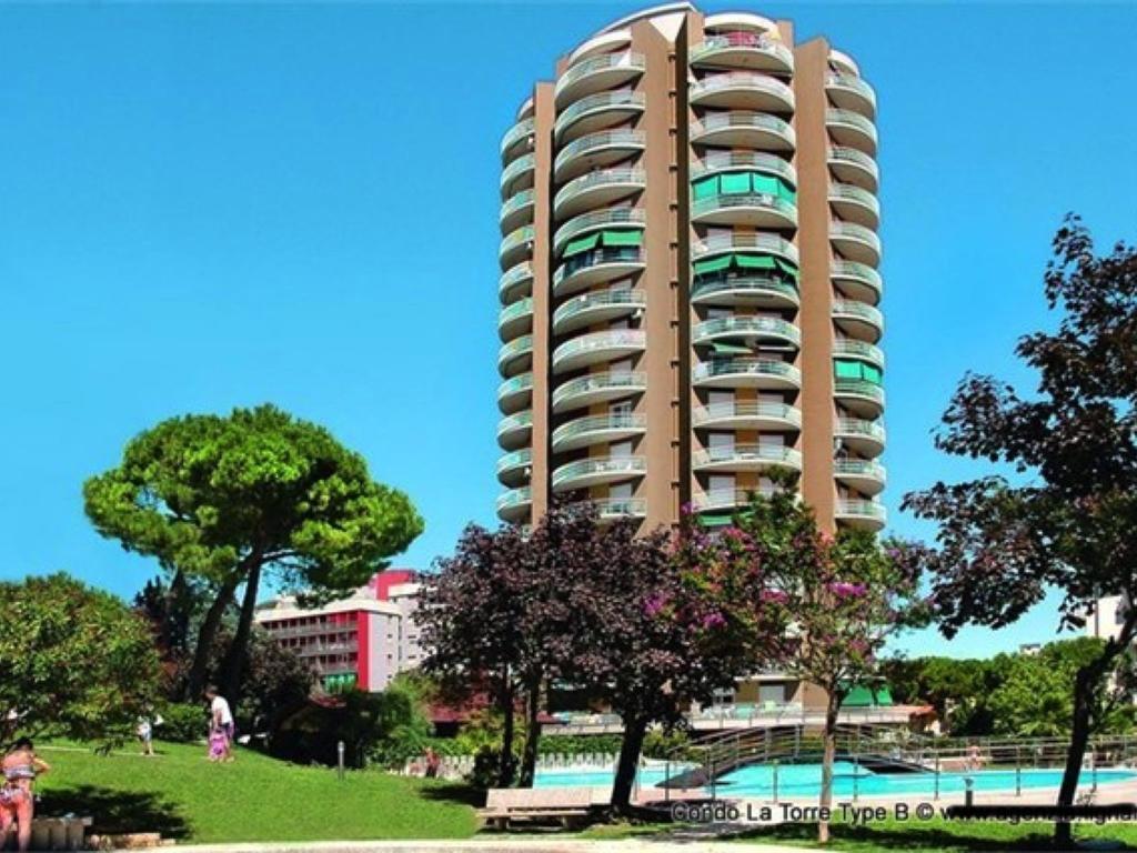 Lignano Sabbiadoro With Poolアパートメント エクステリア 写真